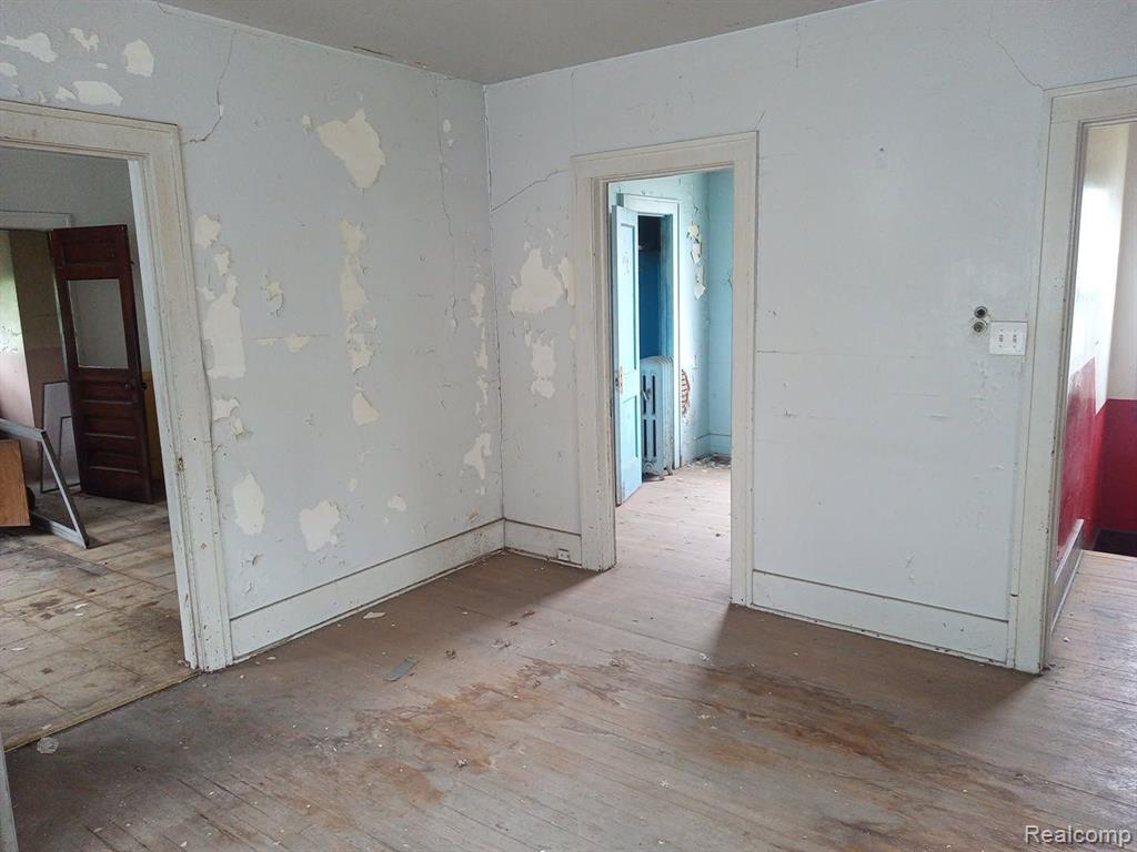 7477 PRAIRIE Street, Detroit, MI 48210 — Photo 2