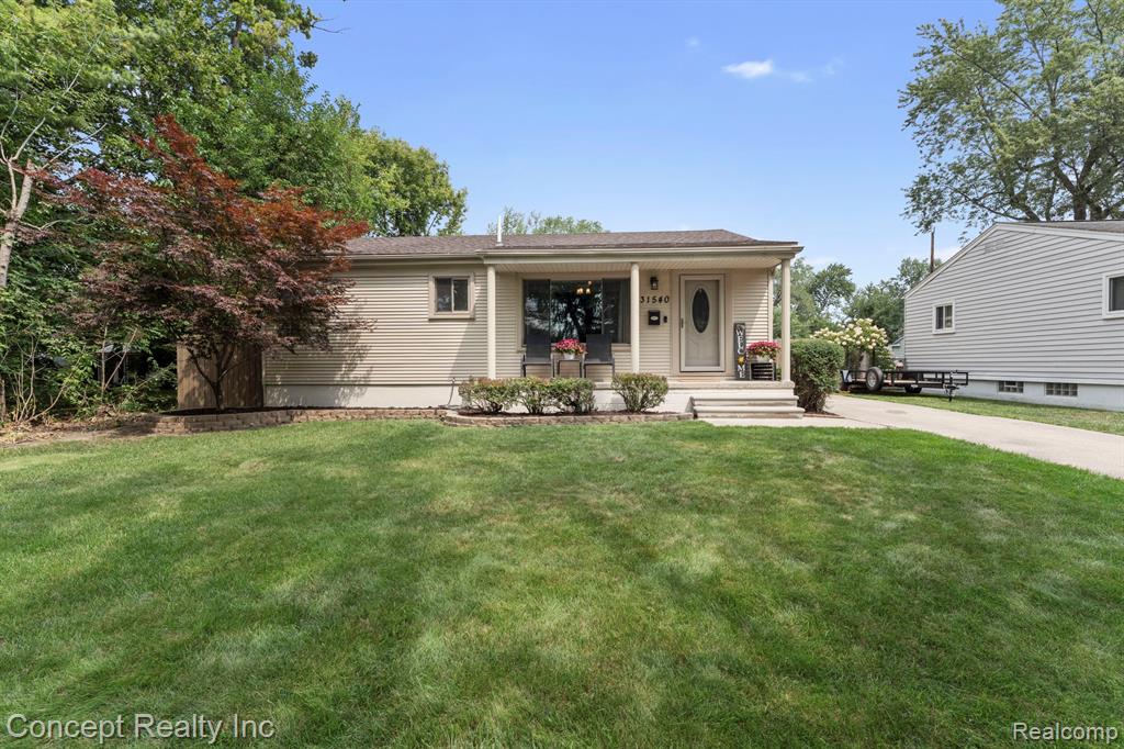 31540 Hennepin Street, Garden City, MI