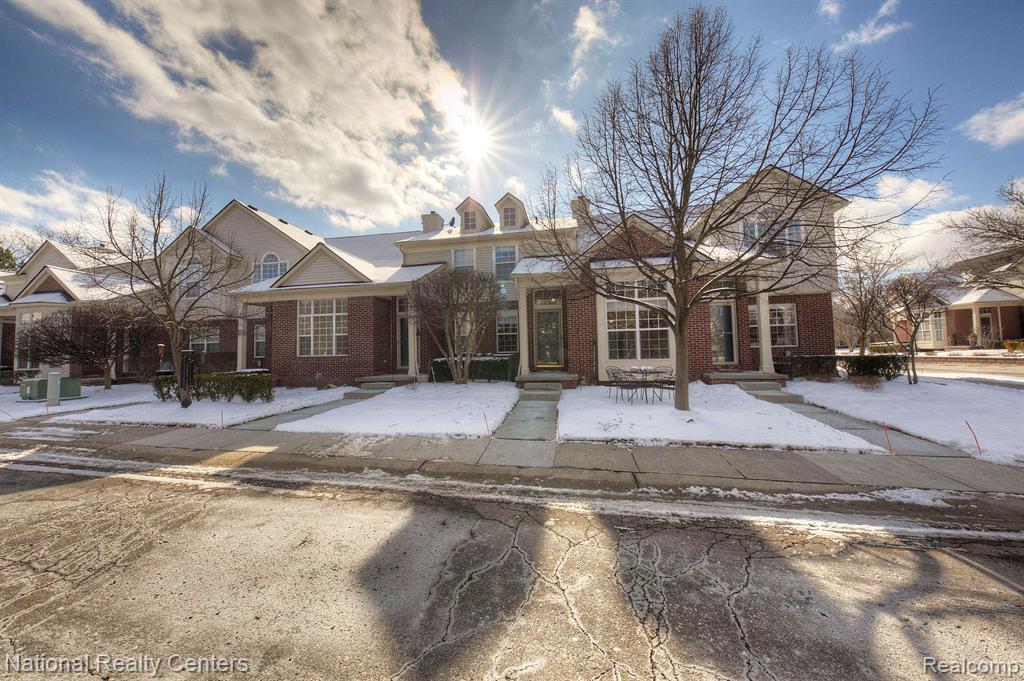 14104 ADRI Circle, Walled Lake, MI 48390 — Photo 3