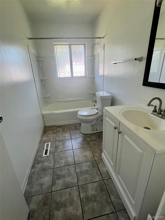 6410 Belltree Lane, Flint, MI 48504 — Photo 30