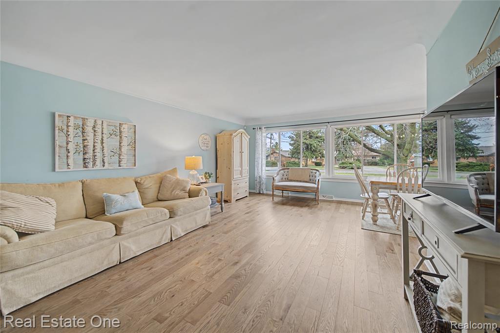 5388 Daniel Drive, Brighton, MI 48114 — Photo 6
