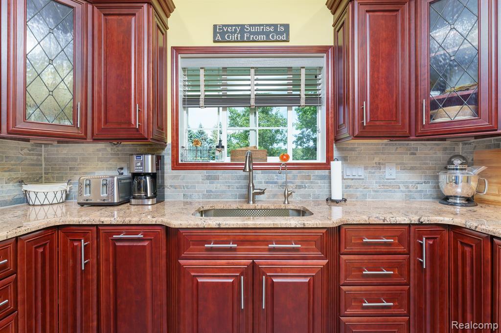 10031 IOSCO RIDGE Drive, Gregory, MI 48137 — Photo 22