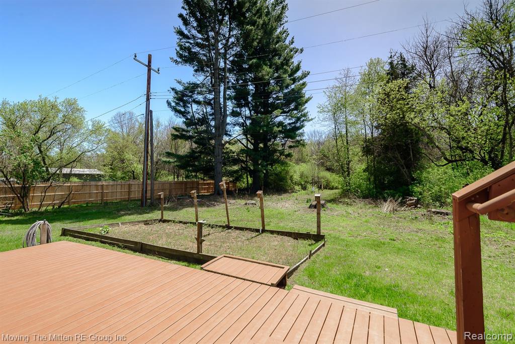 49335 WEAR Road, Belleville, MI 48111 — Photo 50