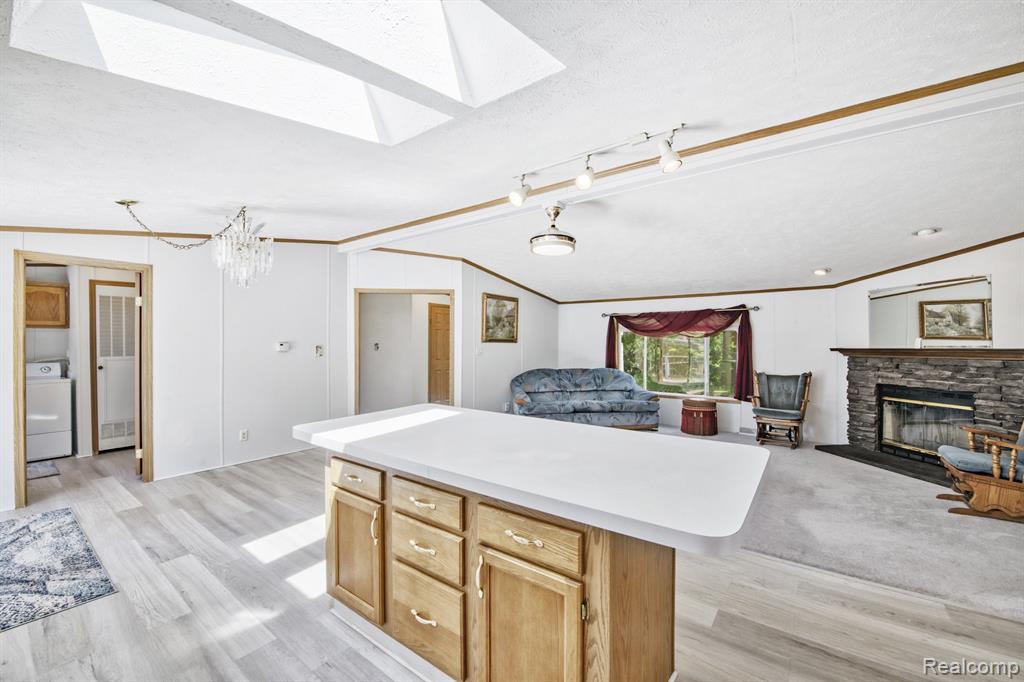 917 E HOADLEY Street, MI 49802 — Photo 12