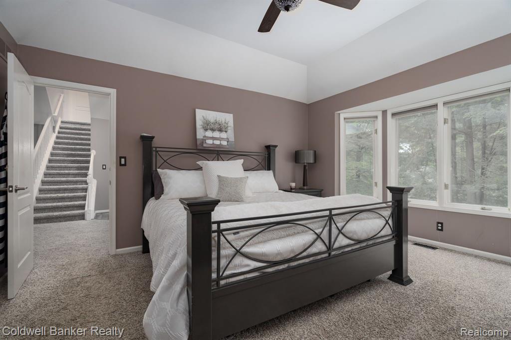 8673 Mohican Dr, Clarkston, MI 48348 — Photo 12