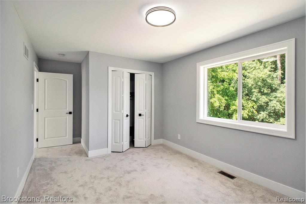 4319 Major Avenue, Waterford, MI 48329 — Photo 17