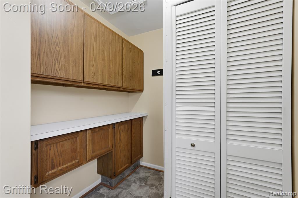 6005 Carscadden Way, Highland, MI — Photo 27