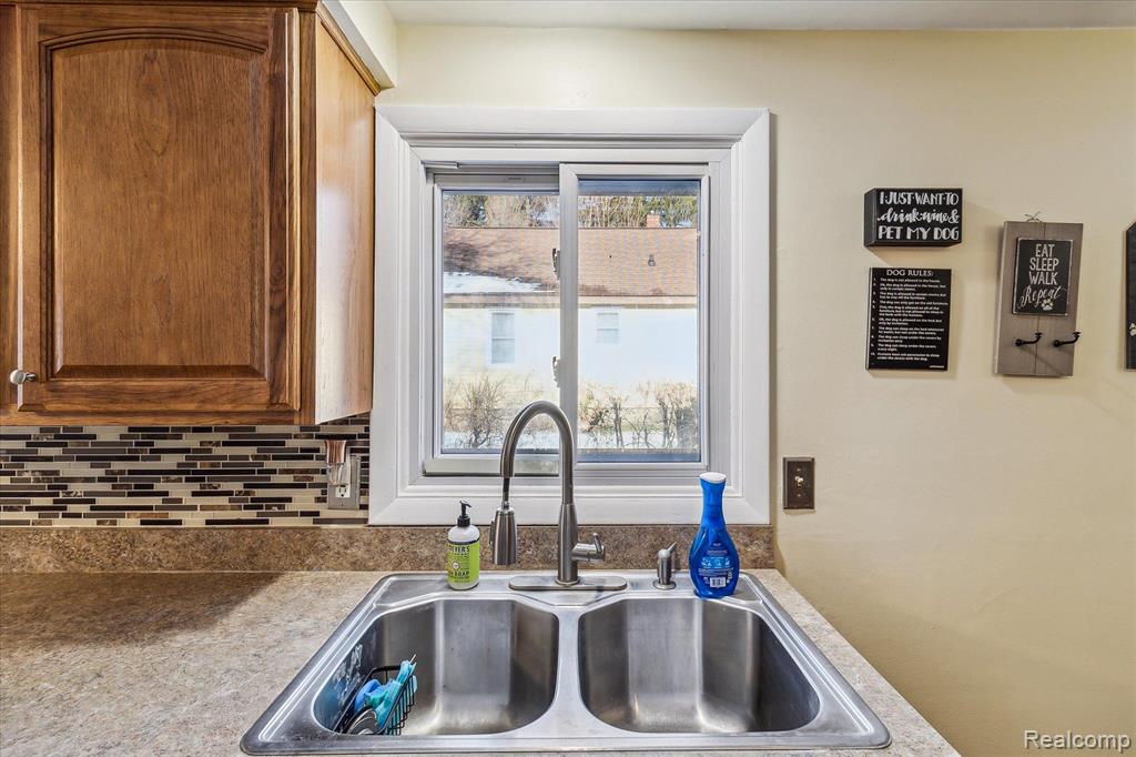4025 CENTER Street, Metamora, MI 48455 — Photo 11