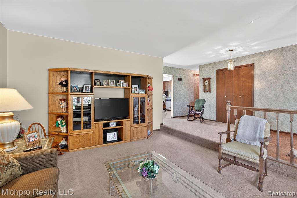 32970 Bordman Road, Richmond, MI 48062 — Photo 8