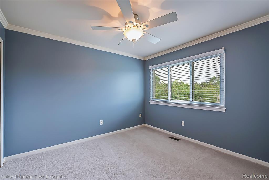 9344 Huron Park Drive, Brighton, MI 48116 — Photo 28