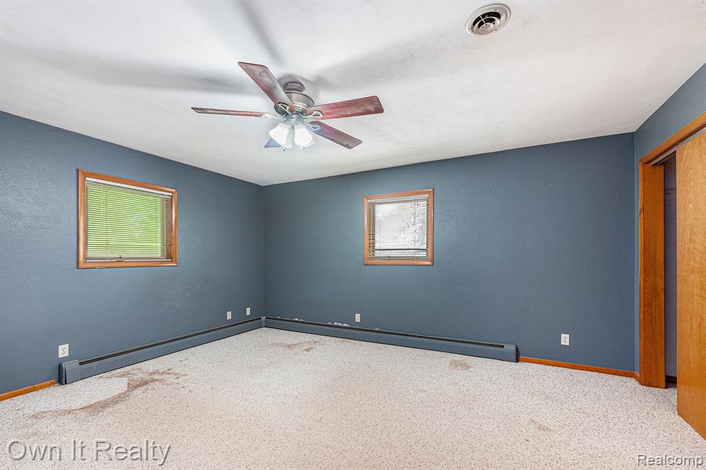6615 Sandywell Drive, Temperance, MI 48182 — Photo 15