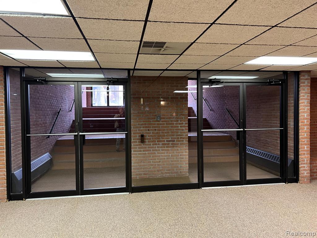 615 S JEFFERSON Avenue, Saginaw, MI 48607 — Photo 18