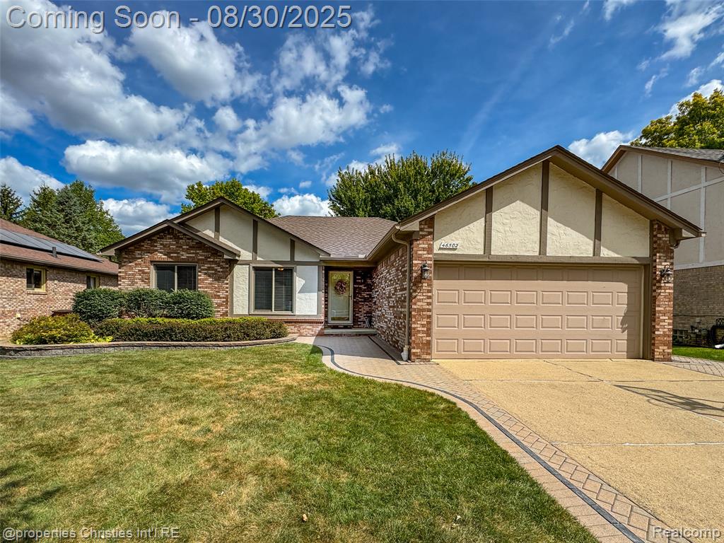 46502 Springhill Drive, Shelby Twp, MI 48317 — Photo 2