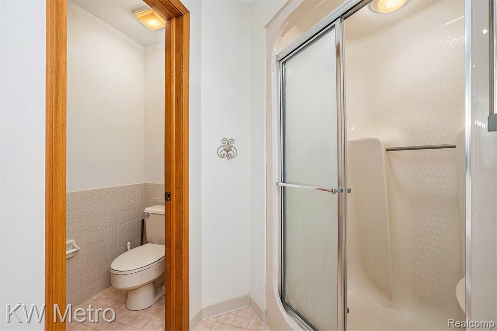 6545 PARK VALLEY Drive, Clarkston, MI 48348 — Photo 17