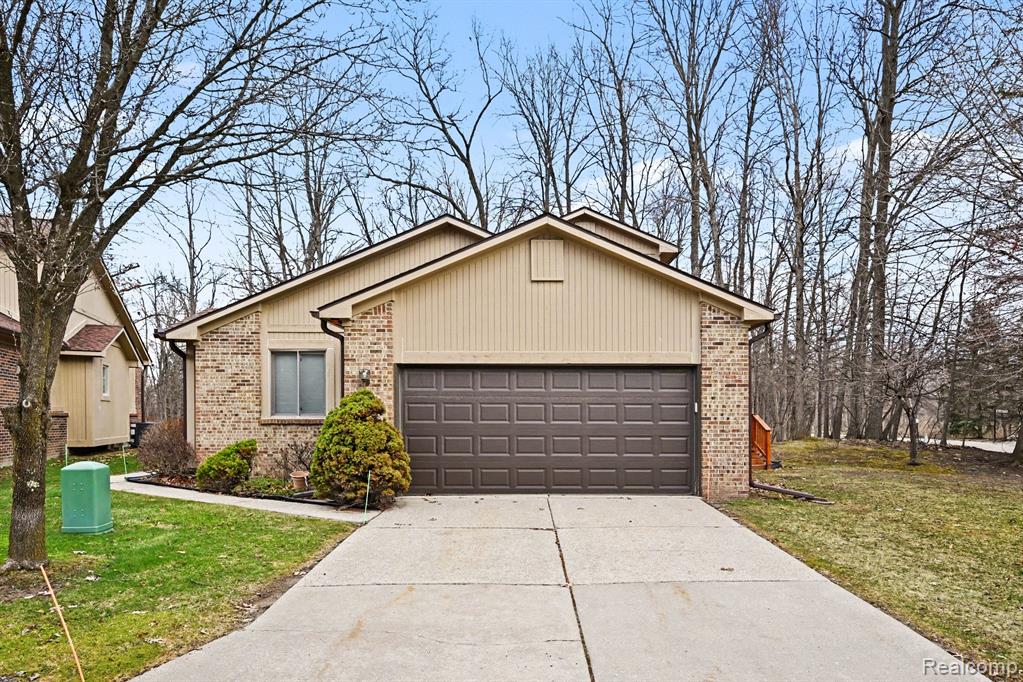 7420 Parkdale Street, West Bloomfield, MI — Photo 2