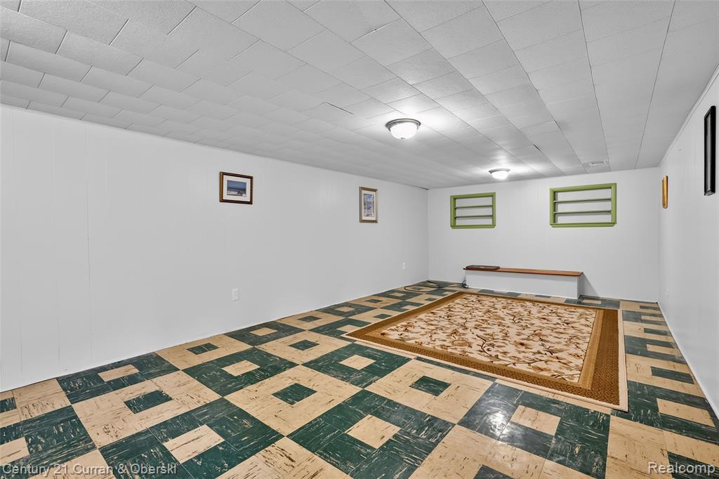 8224 N Evangeline Street, Dearborn Heights, MI 48127 — Photo 26