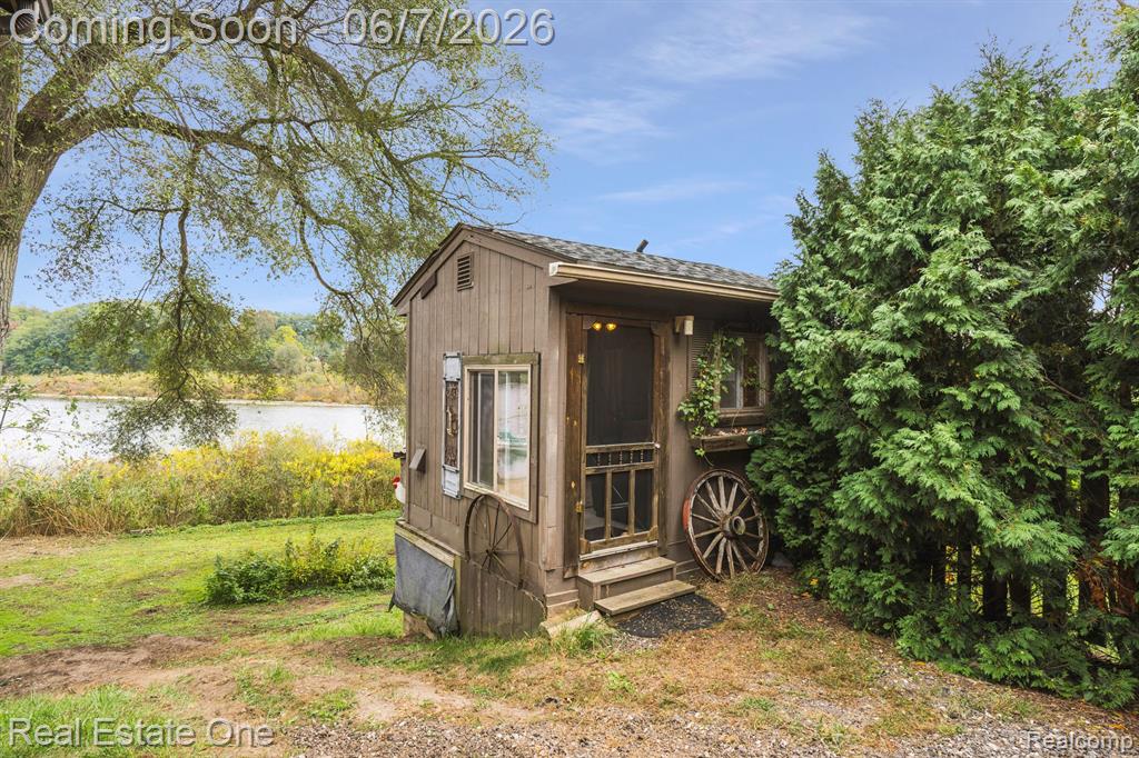 200 E CANYON Drive, Milford, MI 48380 — Photo 36