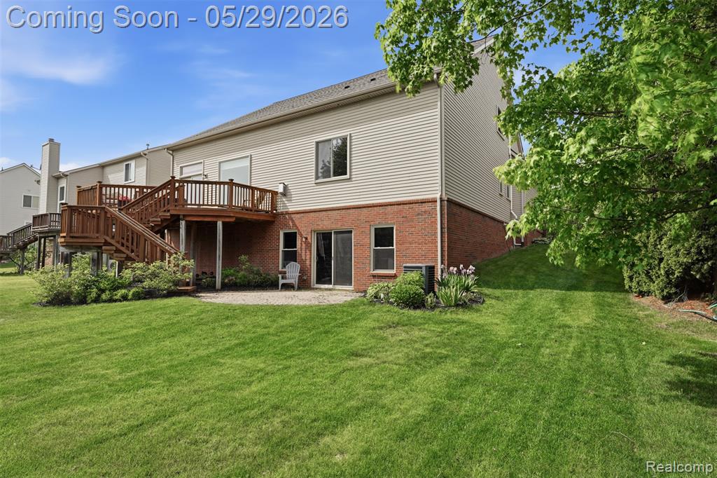 735 Kentbrook Drive, Commerce Twp, MI 48382 — Photo 47