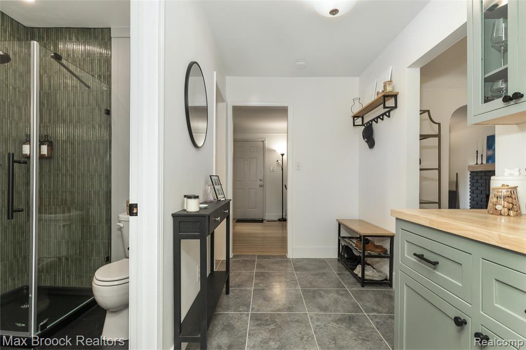 430 N Altadena Avenue, Royal Oak, MI 48067 — Photo 20