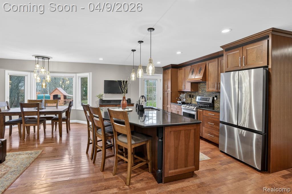 341 Ridgewood Road, Rochester, MI 48306 — Photo 17