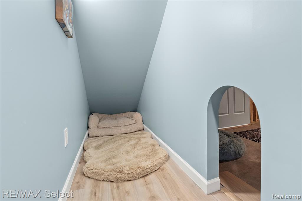 8371 Crossbow Court, Grand Blanc, MI 48439 — Photo 47