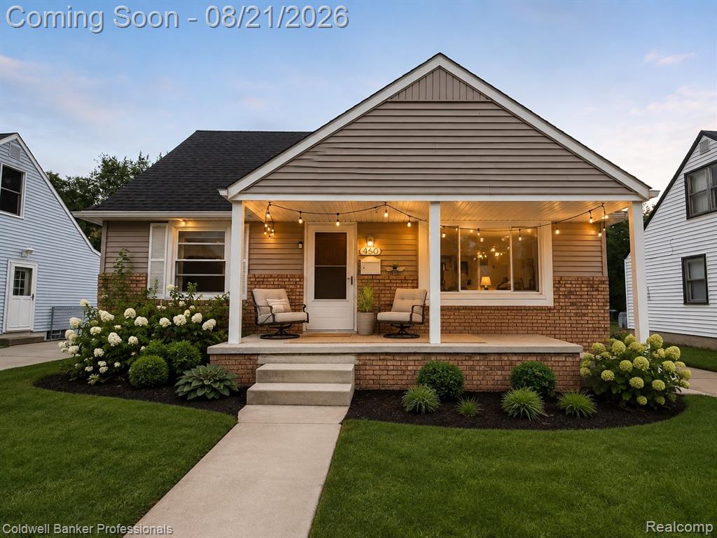 460 Donald Avenue, Clawson, MI