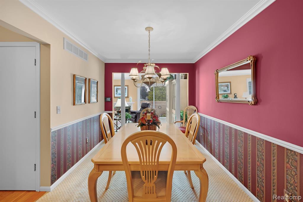21226 W GLEN HAVEN Circle, Northville, MI 48167 — Photo 7