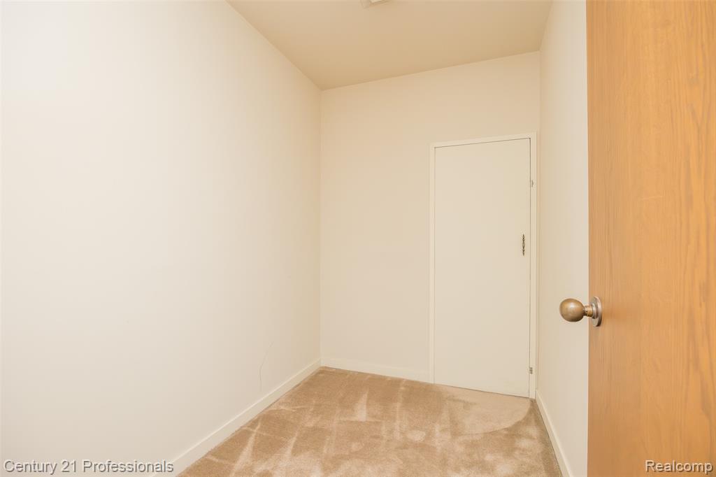 9095 S Saginaw Road, 5, Grand Blanc, MI 48439 — Photo 52