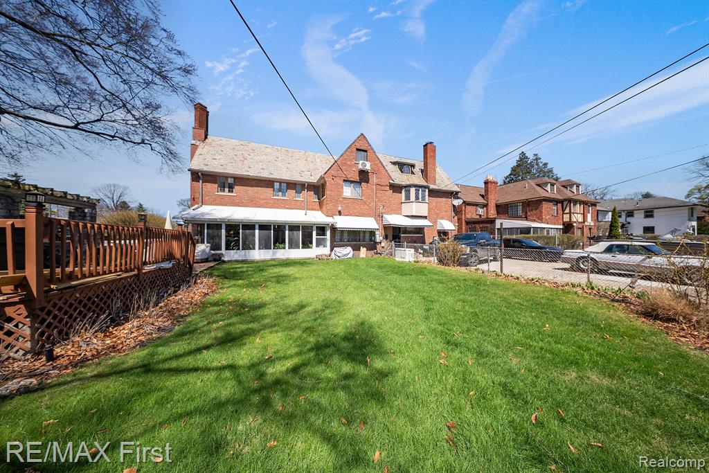 725 W BOSTON Boulevard, Detroit, MI 48202 — Photo 53