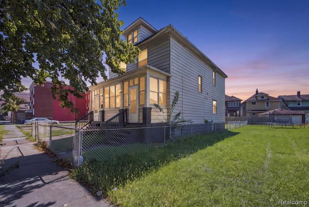 19 Linden Street, River Rouge, MI 48218