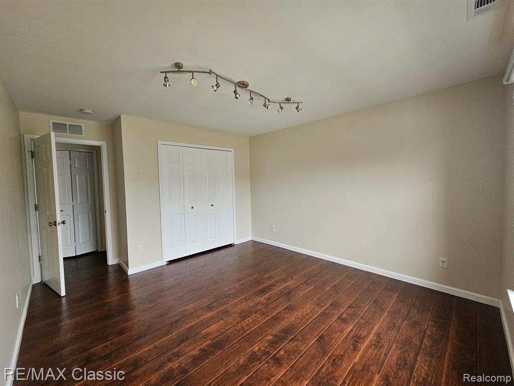 8469 Heywood Circle, Sterling Heights, MI 48312 — Photo 7