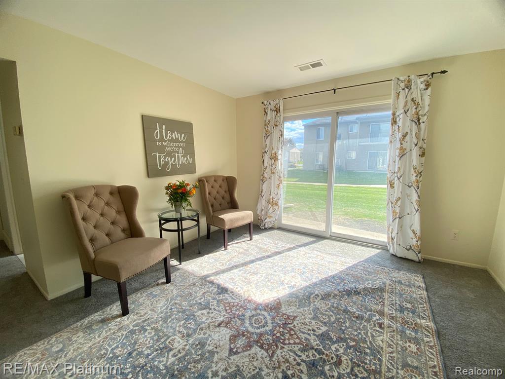 10018 ALLEN POINTE Drive, Allen Park, MI 48101 — Photo 4