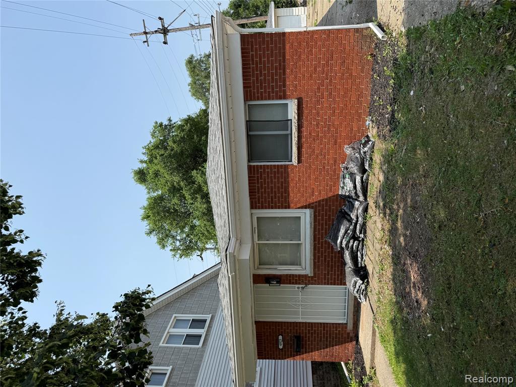 6923 Faust Avenue, Detroit, MI 48228 — front exterior