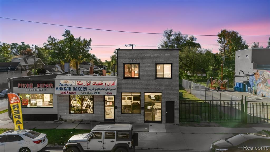 16205-16213 W Warren Avenue, Detroit, MI 48228
