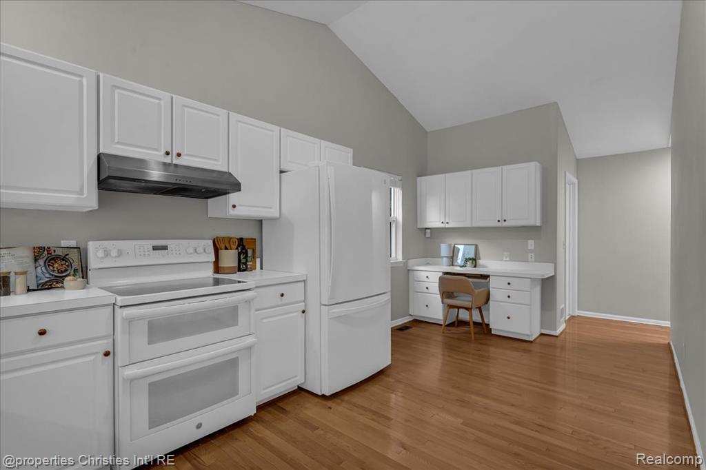 5963 James Head Court, West Bloomfield, MI 48324 — Photo 12