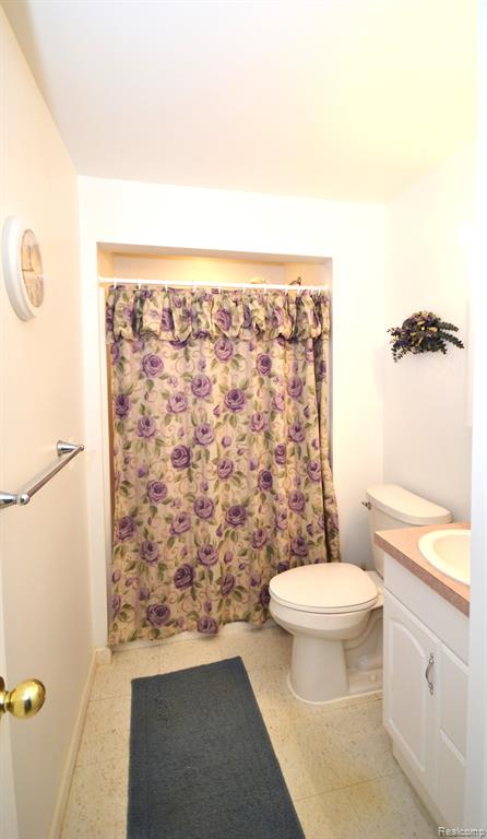 1166 Fairways Boulevard, Troy, MI 48085 — Photo 28