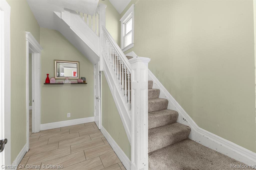 9182 LAFAYETTE Boulevard, Detroit, MI 48209 — Photo 6