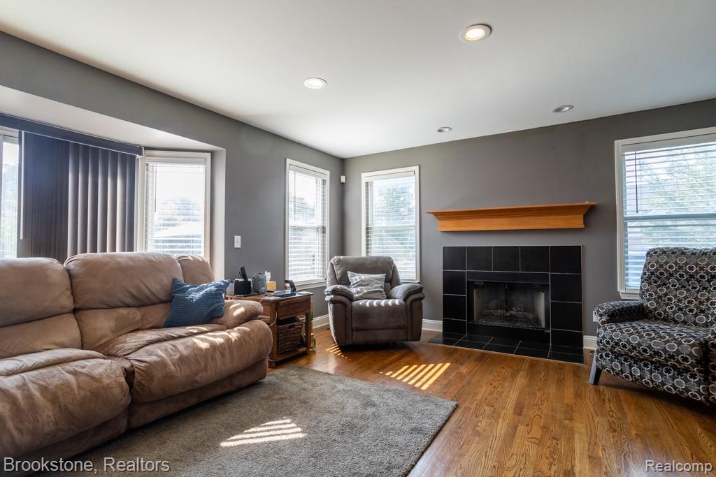 52028 Sycamore Drive, Chesterfield, MI 48047 — Photo 13