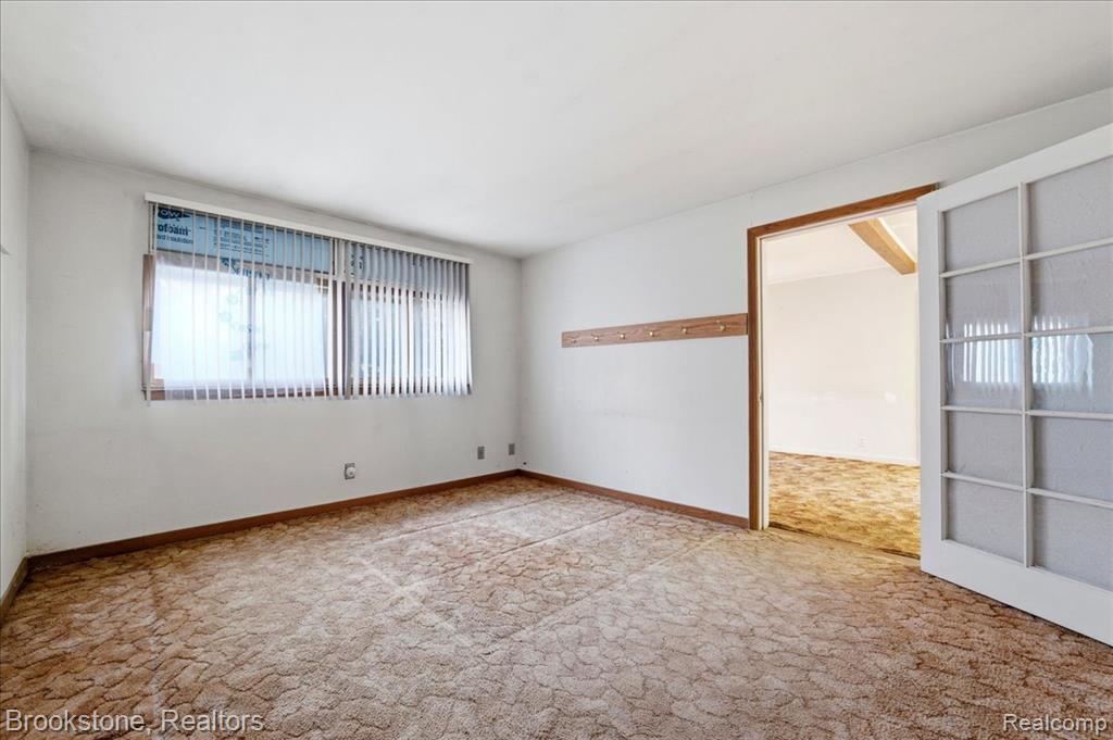 41491 Dequindre Road, Troy, MI 48085 — Photo 12