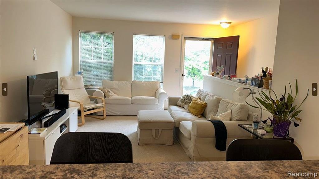 1083 Beaver Run, Troy, MI 48083 — Photo 2