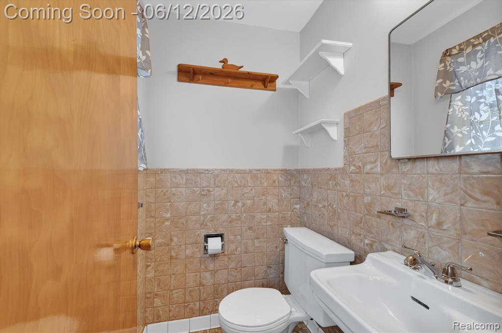1616 Connie Avenue, Madison Heights, MI 48071 — Photo 19
