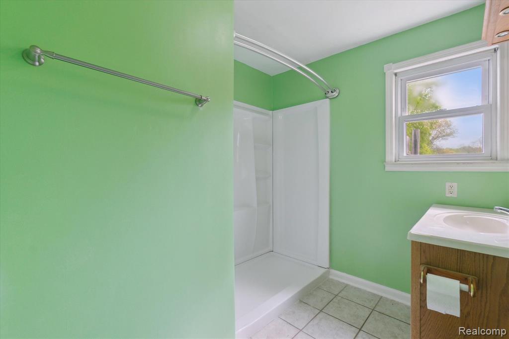 7244 Neff Road, Mount Morris, MI 48458 — Photo 17