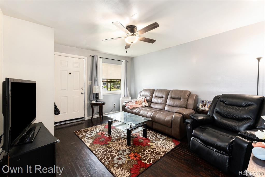 6788 Auburn Street, Detroit, MI 48228 — Photo 5