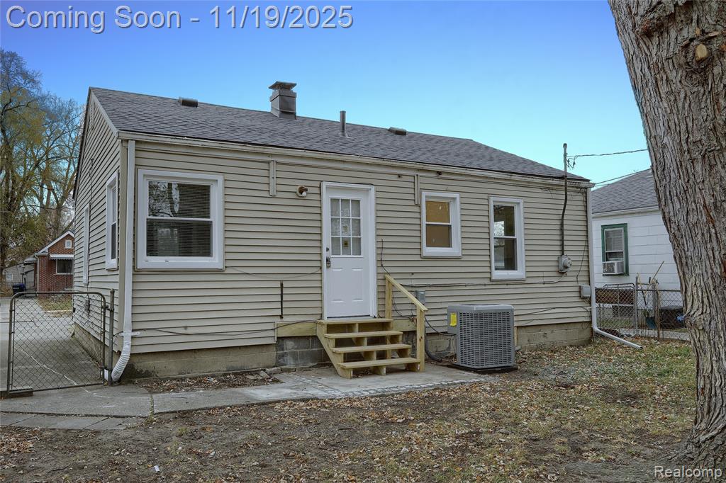 7044 Westminster Avenue, Warren, MI 48091 — Photo 21