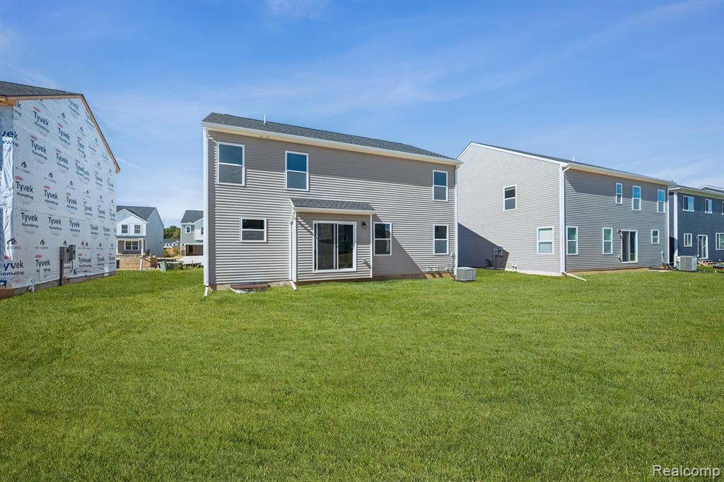 378 Edge Brook, Holly, MI 48442 — Photo 27