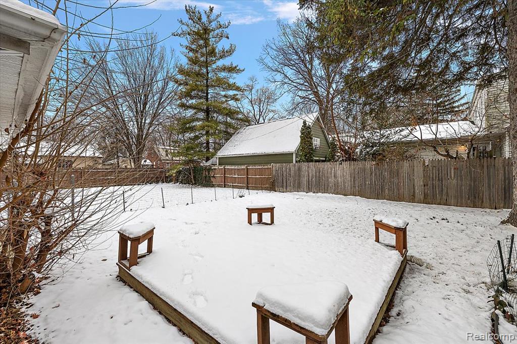 14001 Balfour Street, Oak Park, MI 48237 — Photo 31
