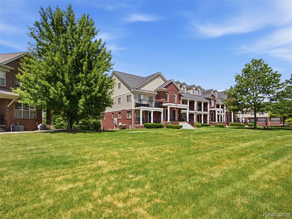 45650 Kennedy Avenue, Shelby Twp, MI 48315 — Photo 8