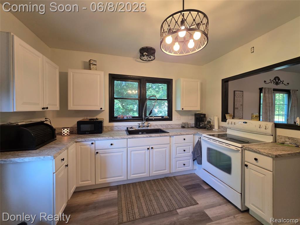 6286 Marlette Street, Marlette, MI 48453 — Photo 2