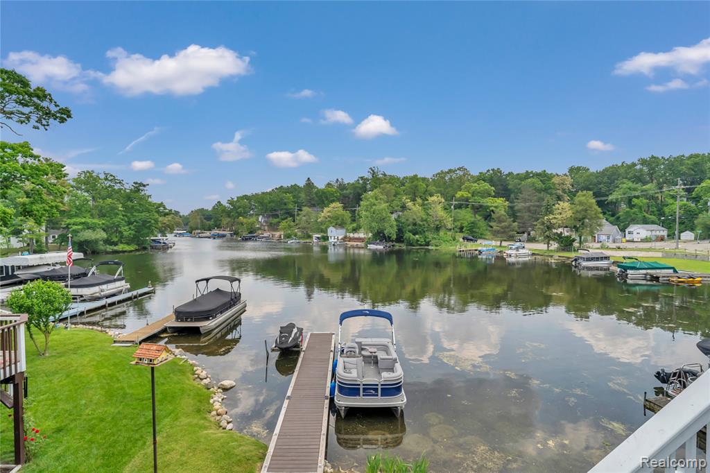 533 Bellevue Avenue, Lake Orion, MI 48362 — Photo 24