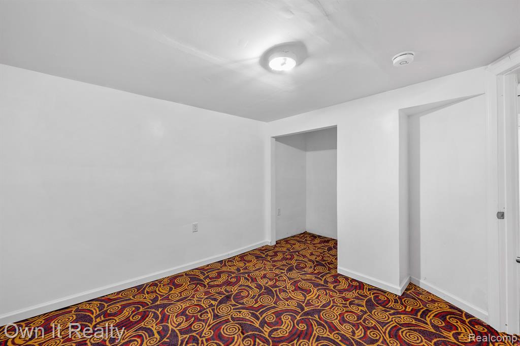 7335 Maple Street, Dearborn, MI 48126 — Photo 27